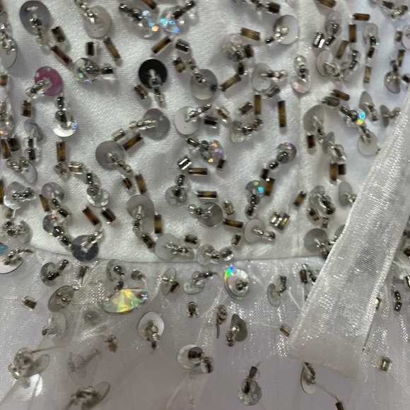 Mac Duggal Sugar pageant / cocktail dress , white size 4 - Picture 6 of 7